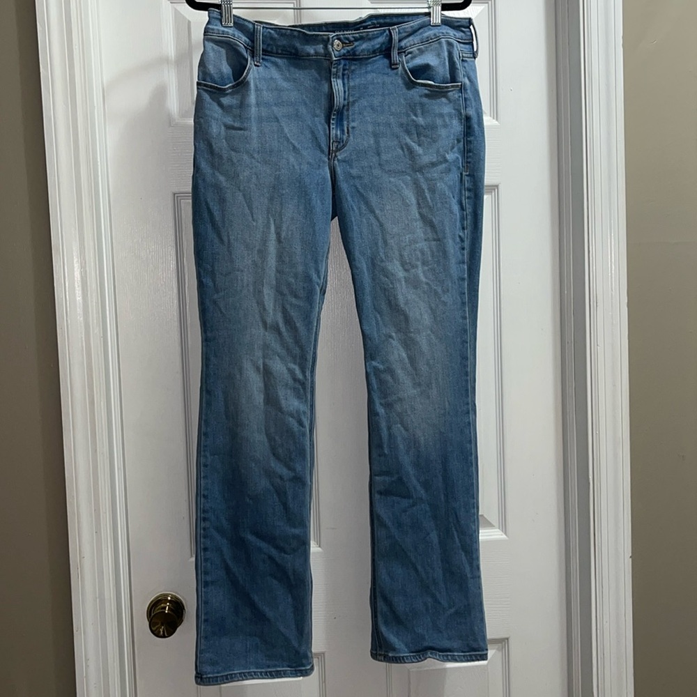 OLD NAVY WOMENS SIZE 14 BOOT CUT JEANS